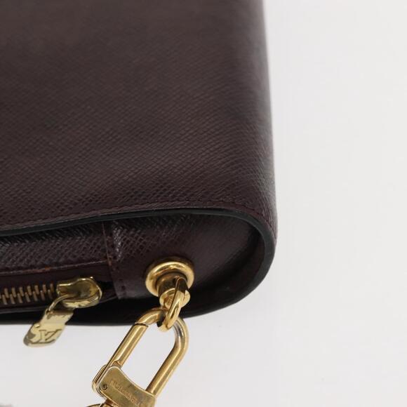 LOUIS VUITTON Taiga Baikal Clutch Bag Acajou M30186 LV Auth am9432